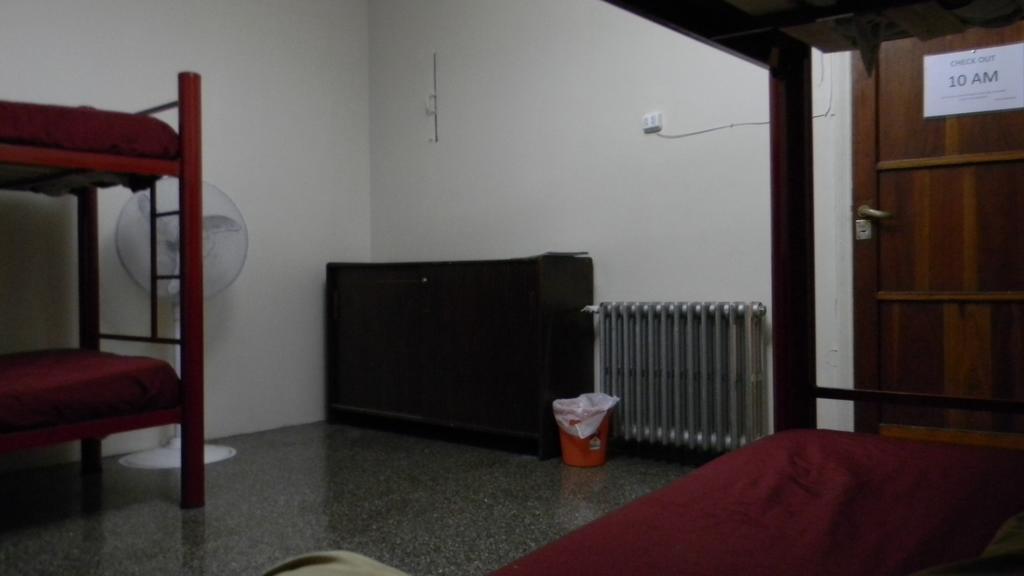 Punto Urbano Hostel Mendoza Phòng bức ảnh