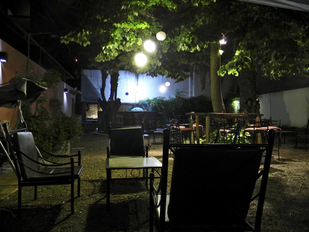 Punto Urbano Hostel Mendoza Ngoại thất bức ảnh
